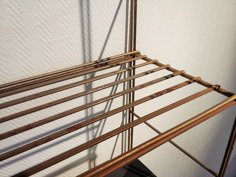 Shelf wall metal vintage
