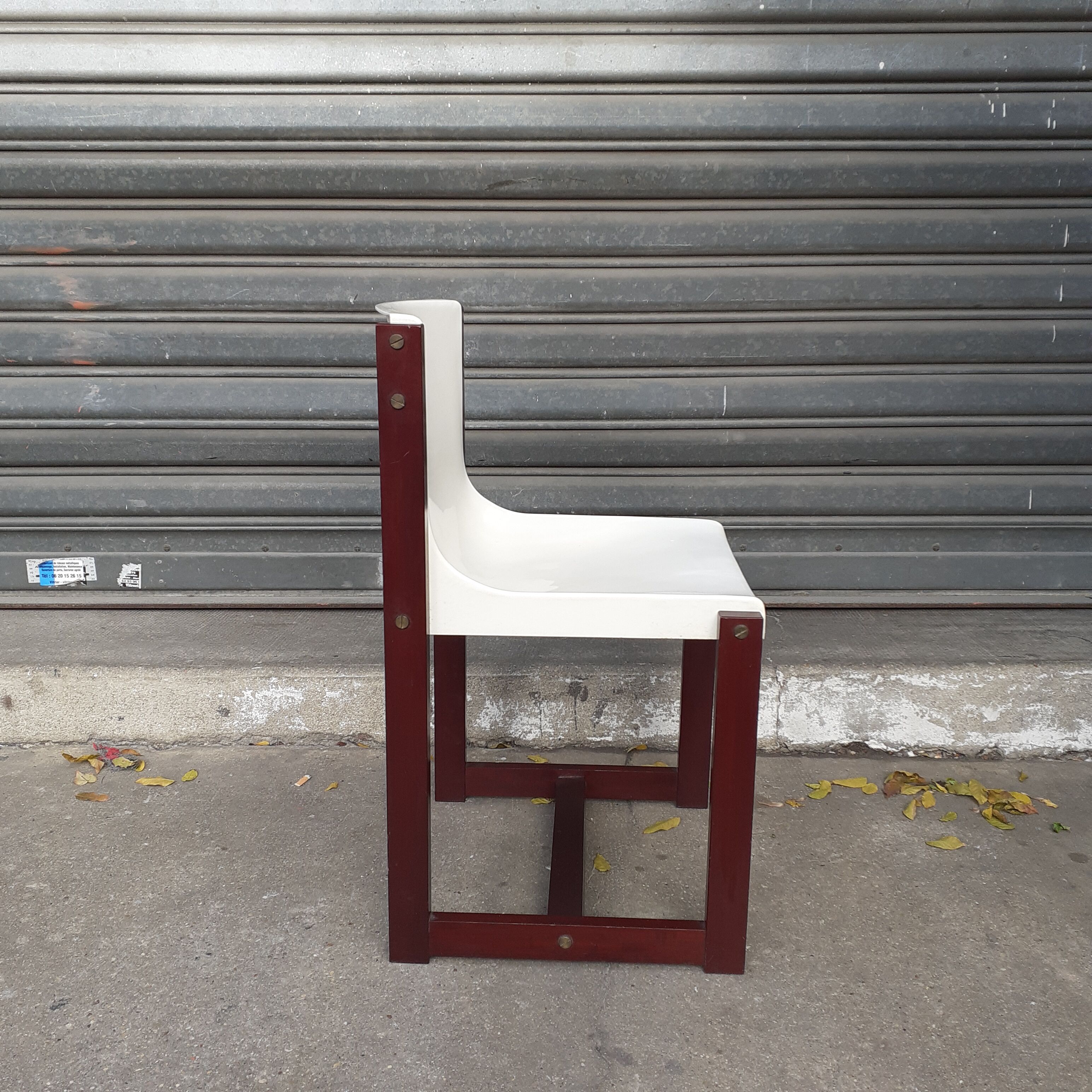 René Georges Gautier's monohull chair