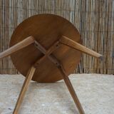 Guéridon ou table basse en noyer art déco.