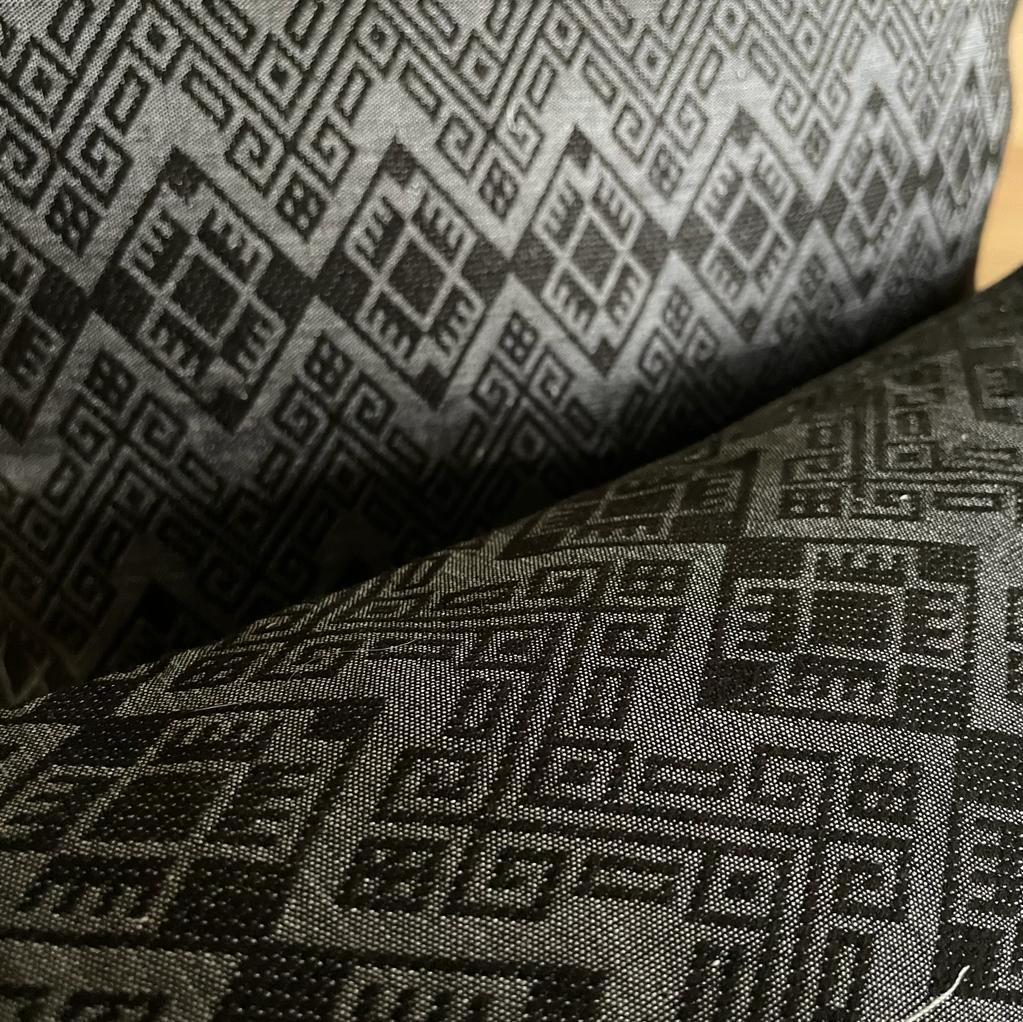 Glossy black Kachin cushion 50x50 cm