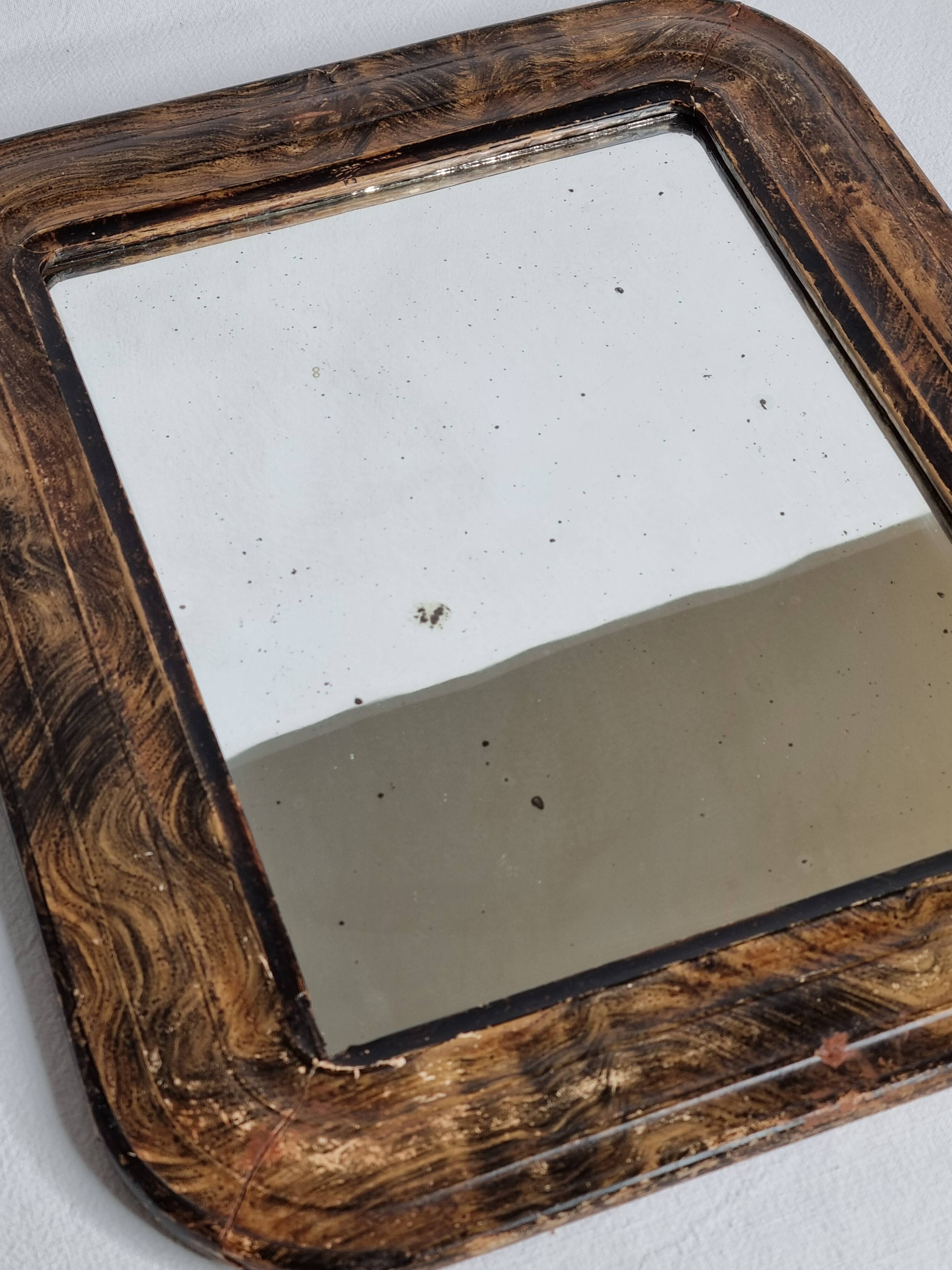 Antique Louis-Philippe mirror, rounded corners, imitation wood, 30 x 37 cm