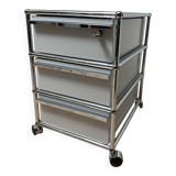 USM Haller wheeled cabinet in light grey