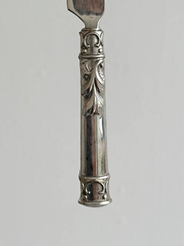 Couverts à fromage anciens en métal