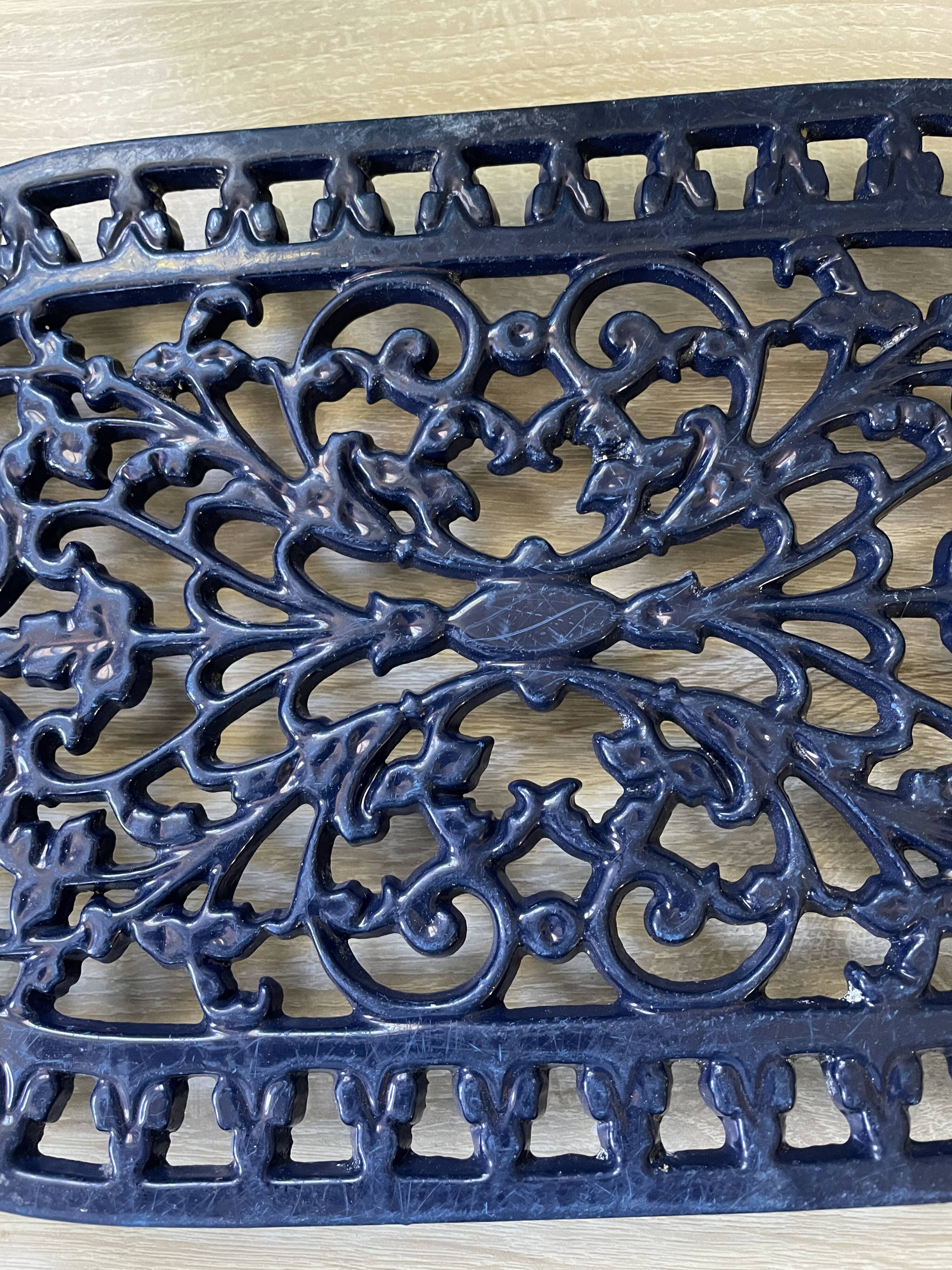 Enamelled cast iron underside 35cm