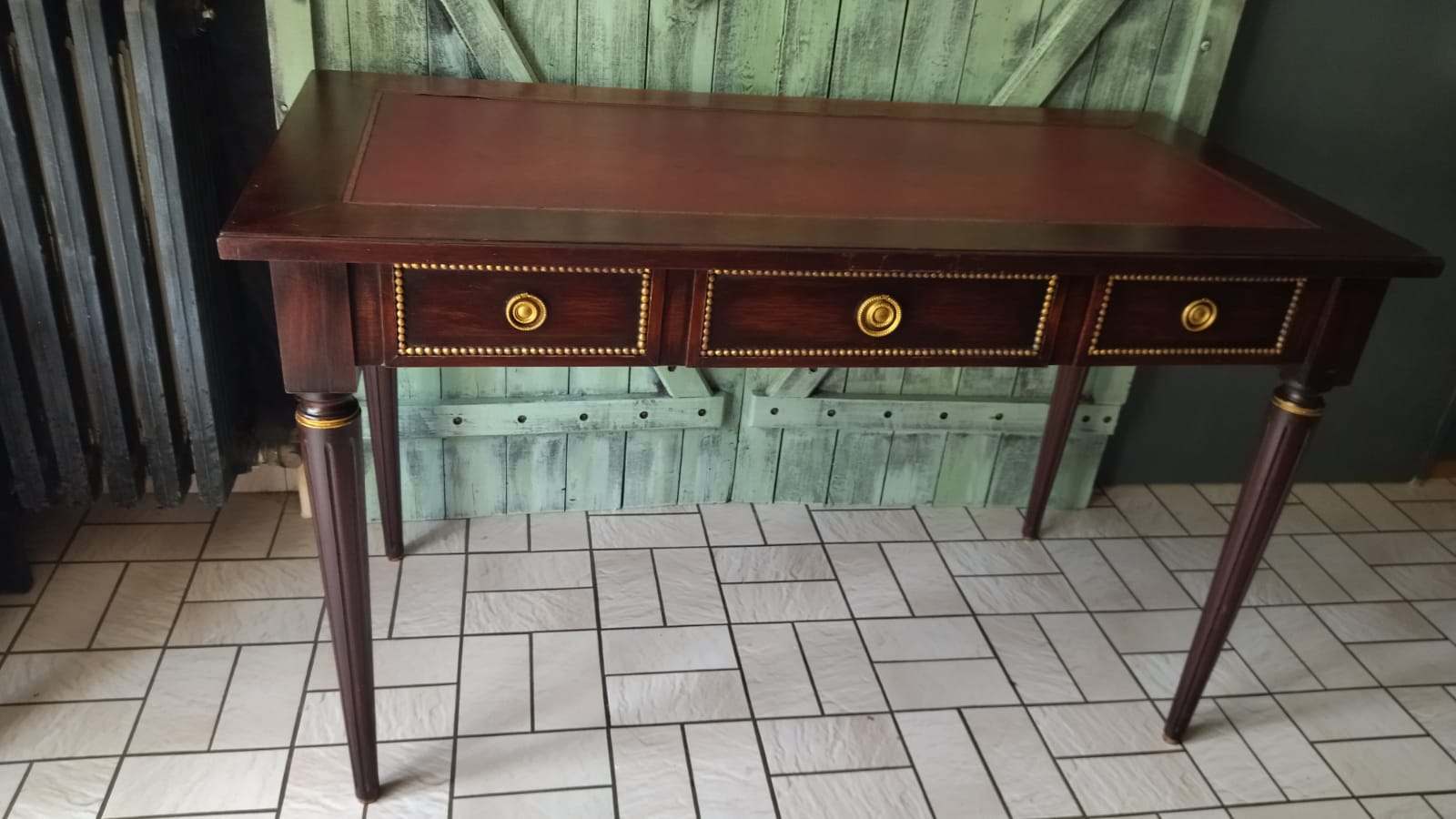 Old louis XV style office