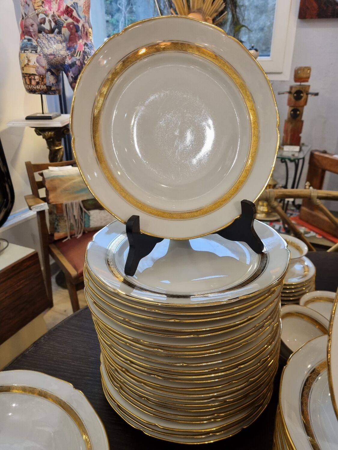 UM Limoges table service, Art Deco gold thread porcelain 80 pieces