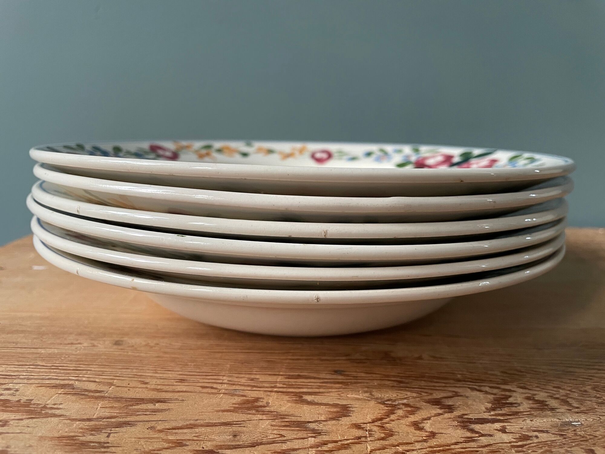 Series of 6 Digoin Sarreguemines hollow plates, model "Piccola"
