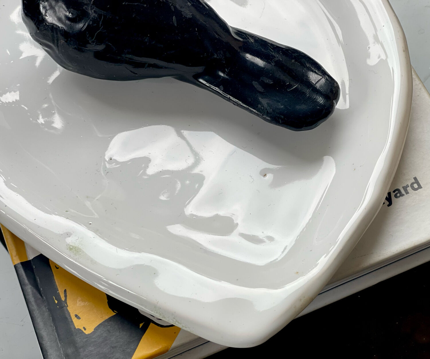 Empty ceramic pocket