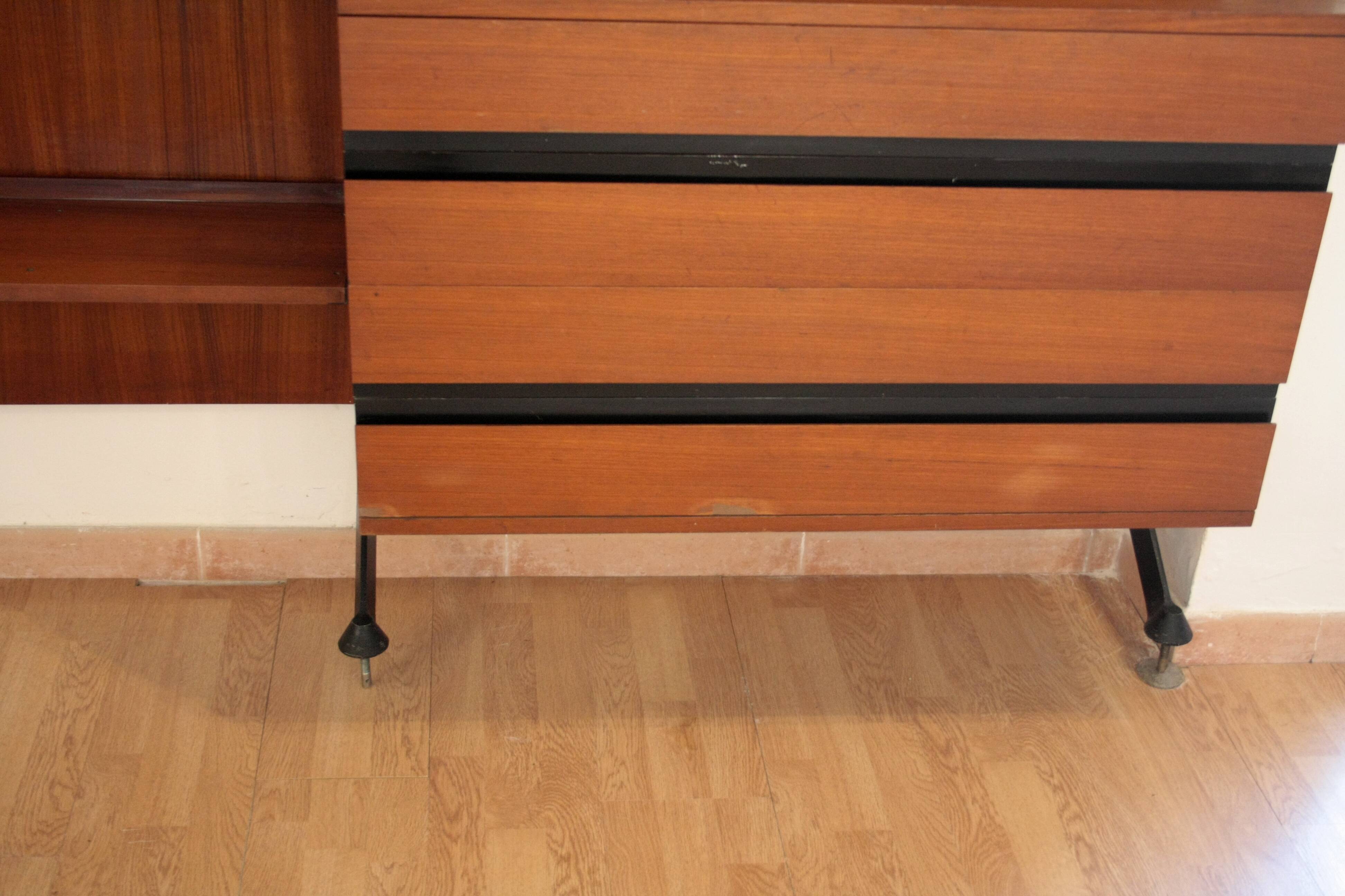 Modular wall system “Urio” by Ico and Luisa Parisi for MiM 1957, bib