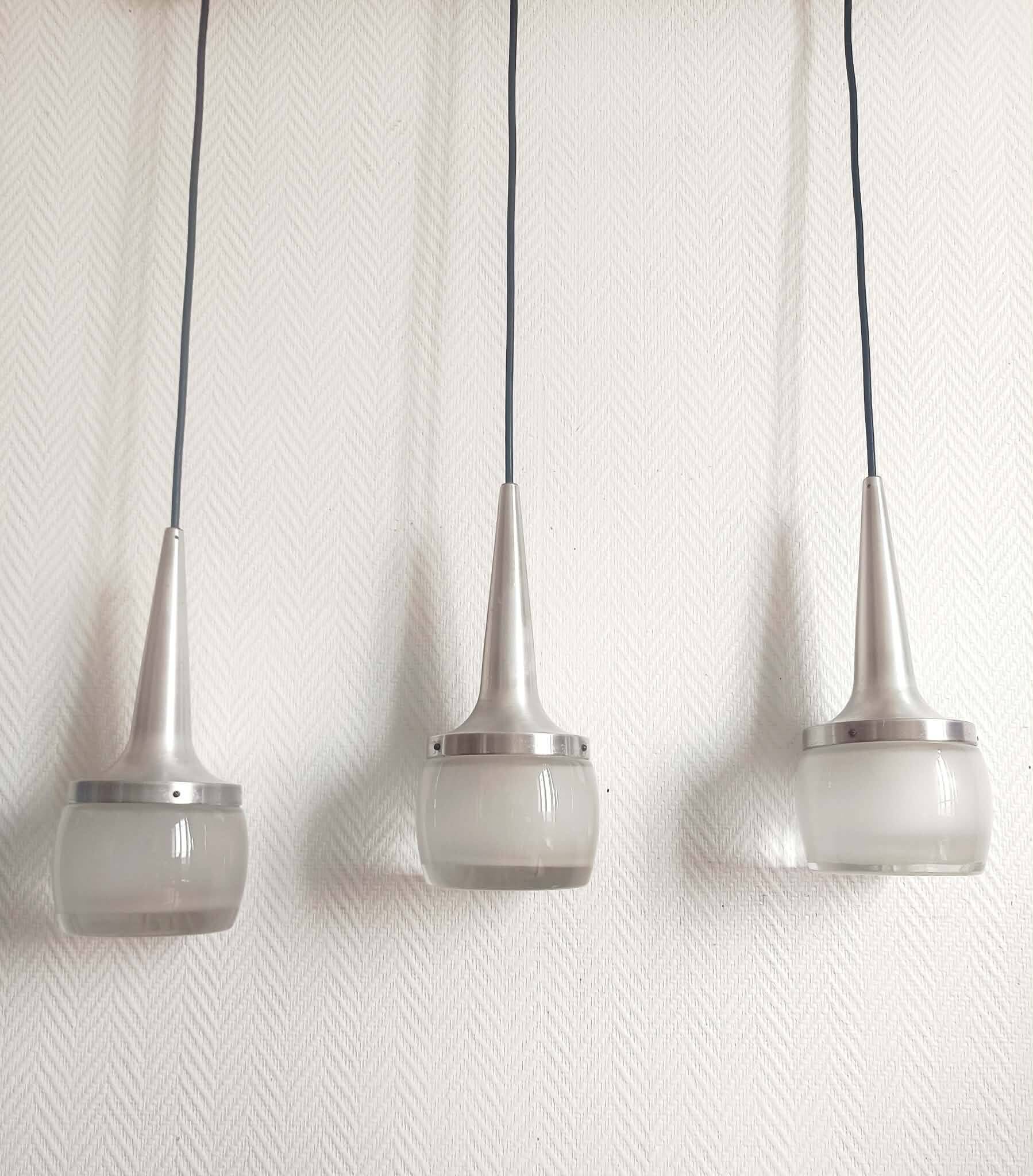 Trois suspensions space age Staff Leuchten 1970