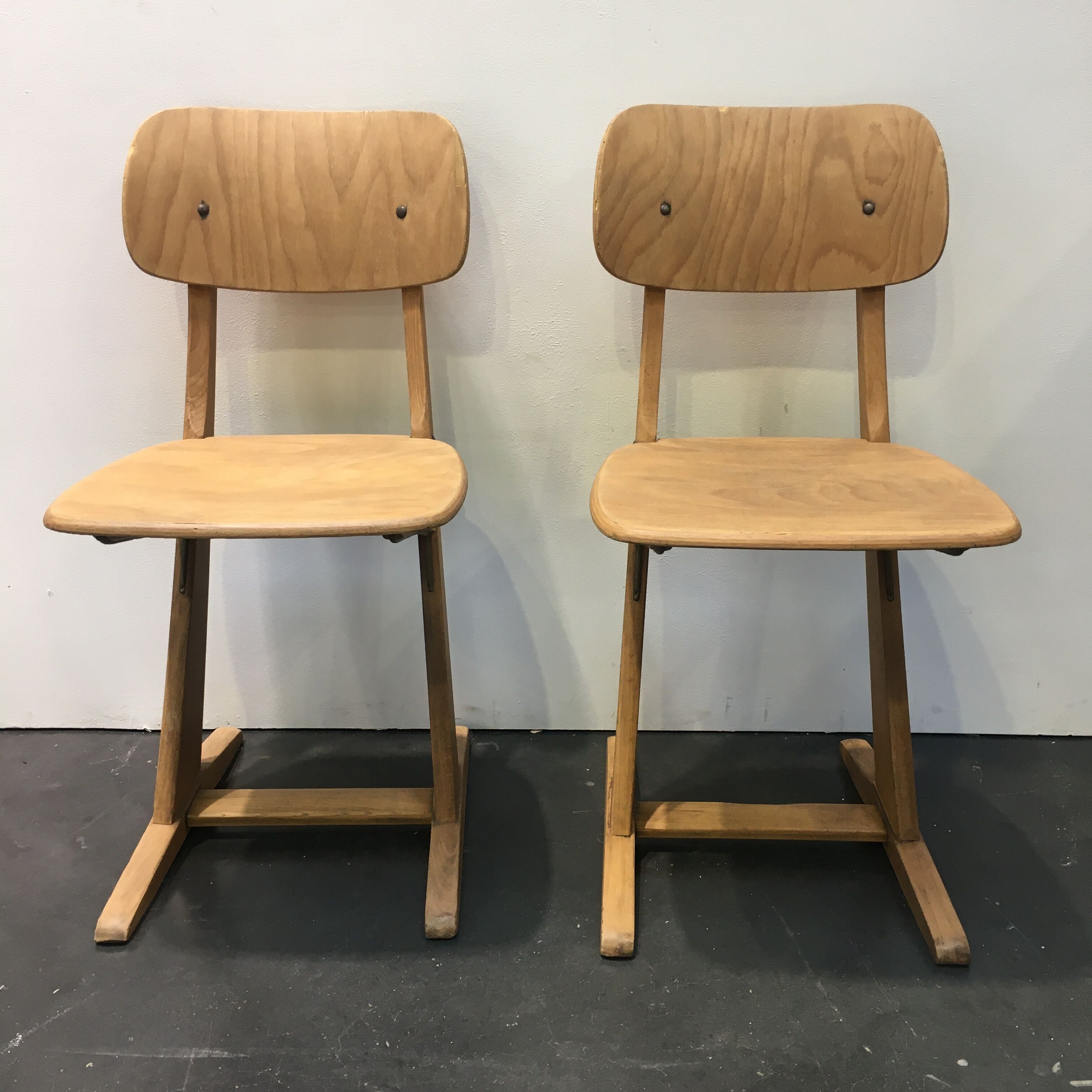 Paire de chaises par Karl Nothhelfer pour Casala