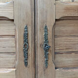 Grande armoire parisienne rénovée 