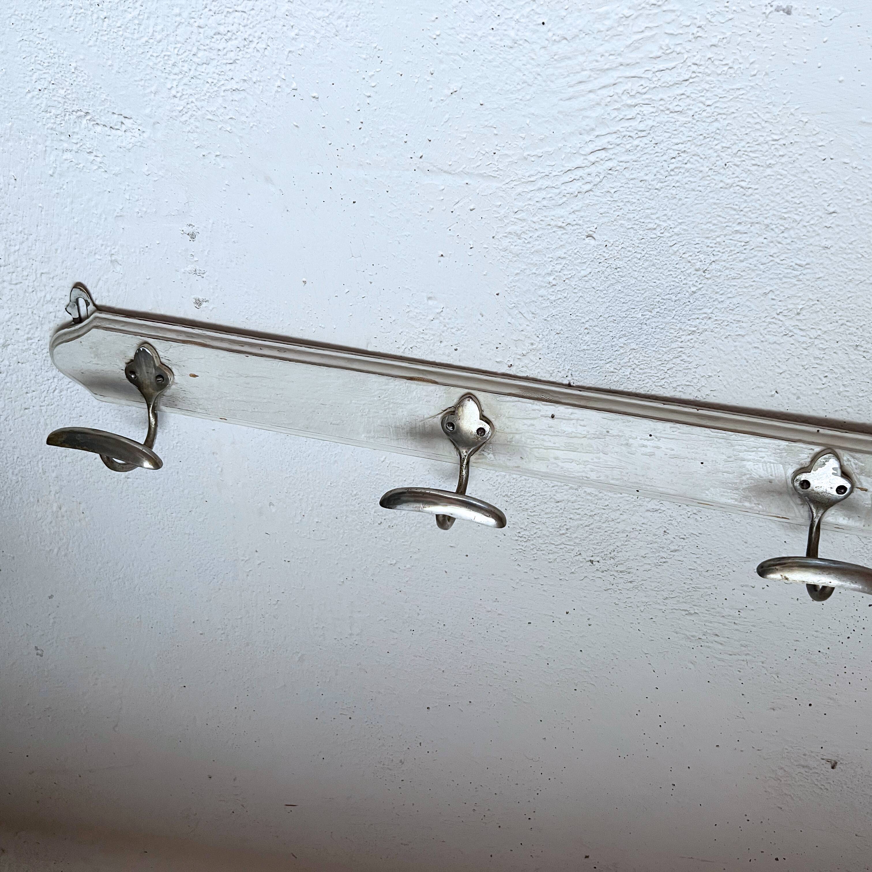 Wall coat rack 3 hooks