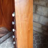 Commode forme pyramidale