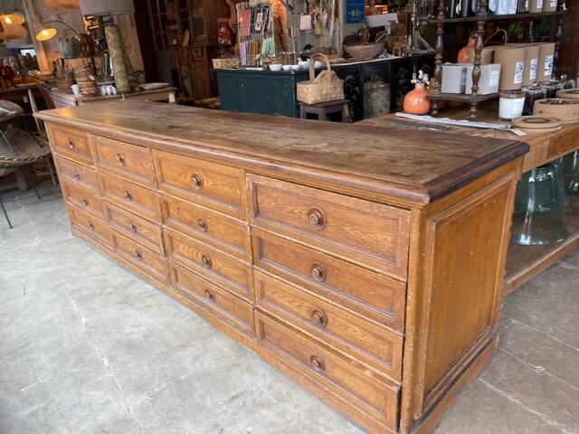 Trade furniture