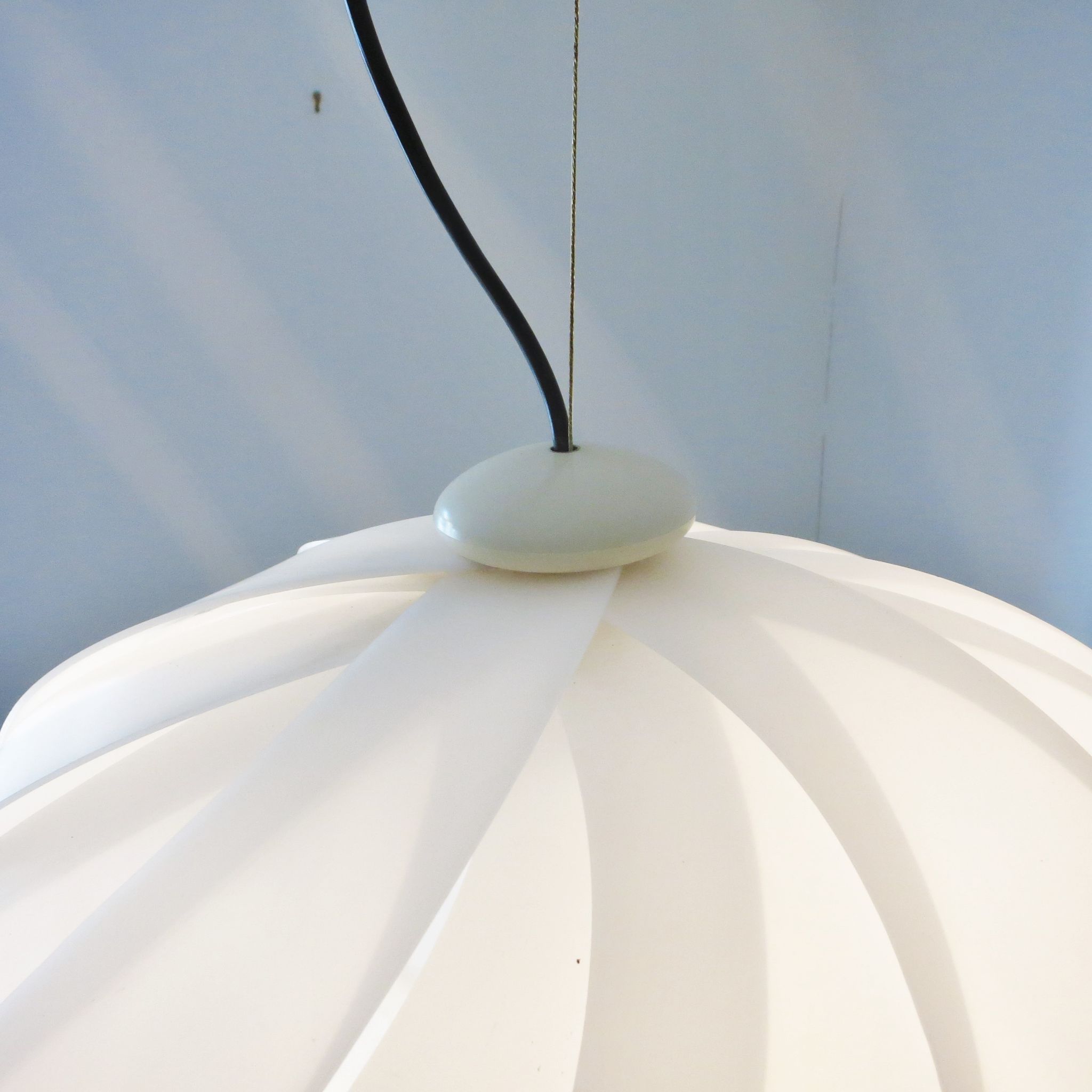 Suspension boule Alicante Guzzini 1967