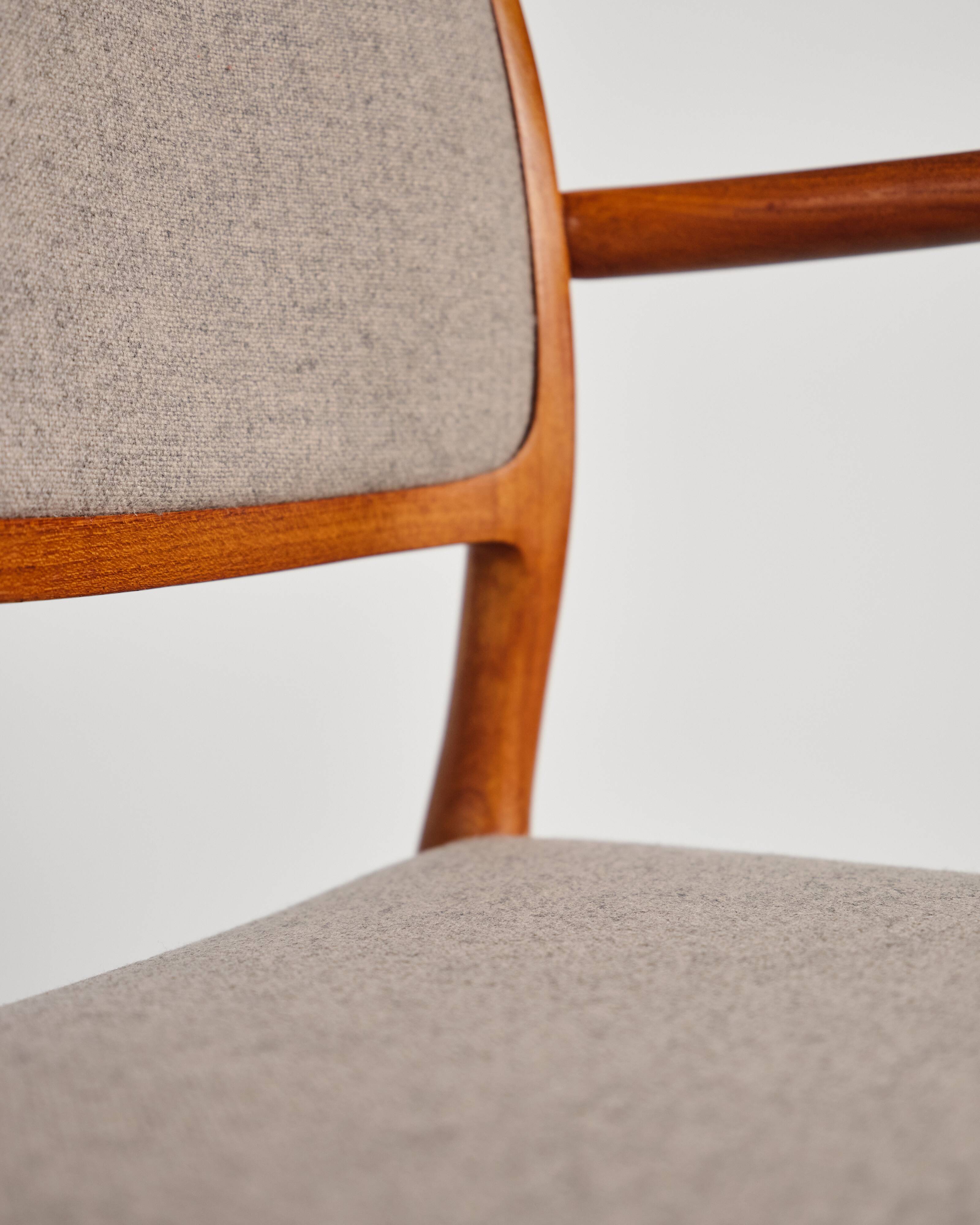 Ensemble de 2 fauteuils danois Niels O. Møller 65, design du XXe siècle