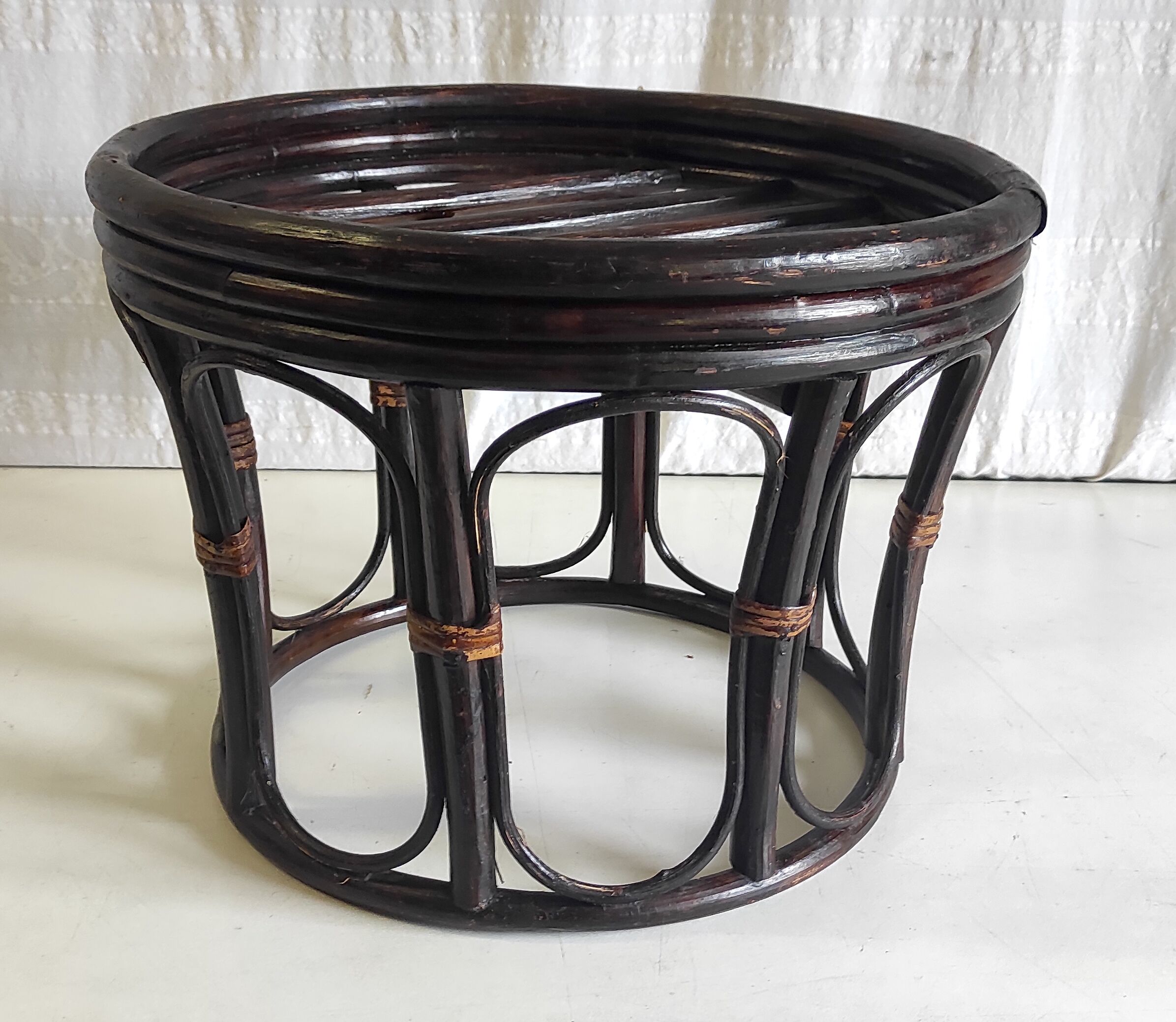 Rattan stool and fabric cushion – 80s/90s