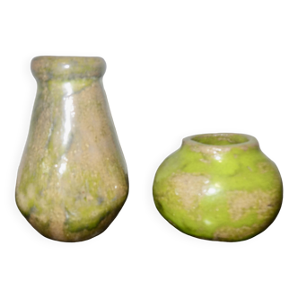 Small glaze ceramic vases