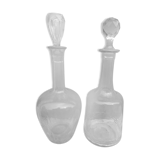 Set of 2 glass decanters with cap