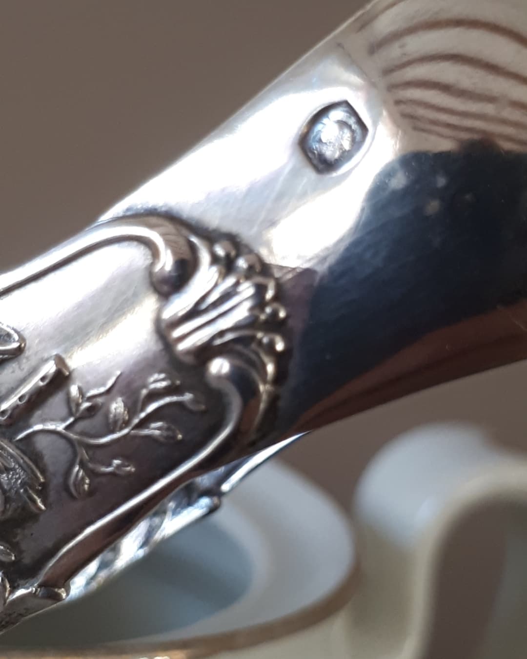 Solid silver sugar clamp lion's claws