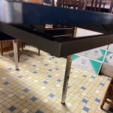 Formica table with extensions