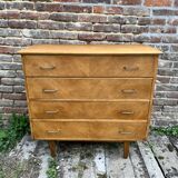 Wooden chest of drawers