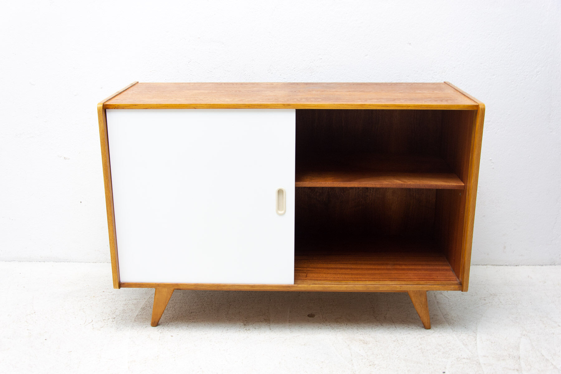 Fully restored mid century sideboard U-452 by Jiří Jiroutek, 1960´s, Czechoslovakia