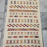Hand-woven margoum rug in natural wool
