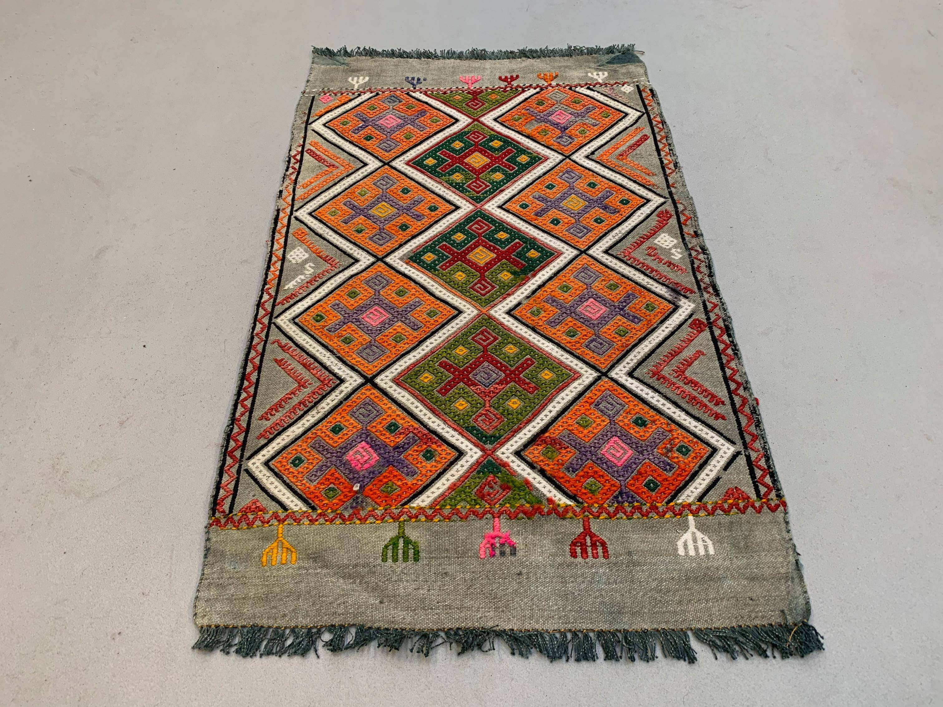 Vintage Turkish Mini Kilim 90x51 cm Wool Small Kelim Runner, shabby Chic