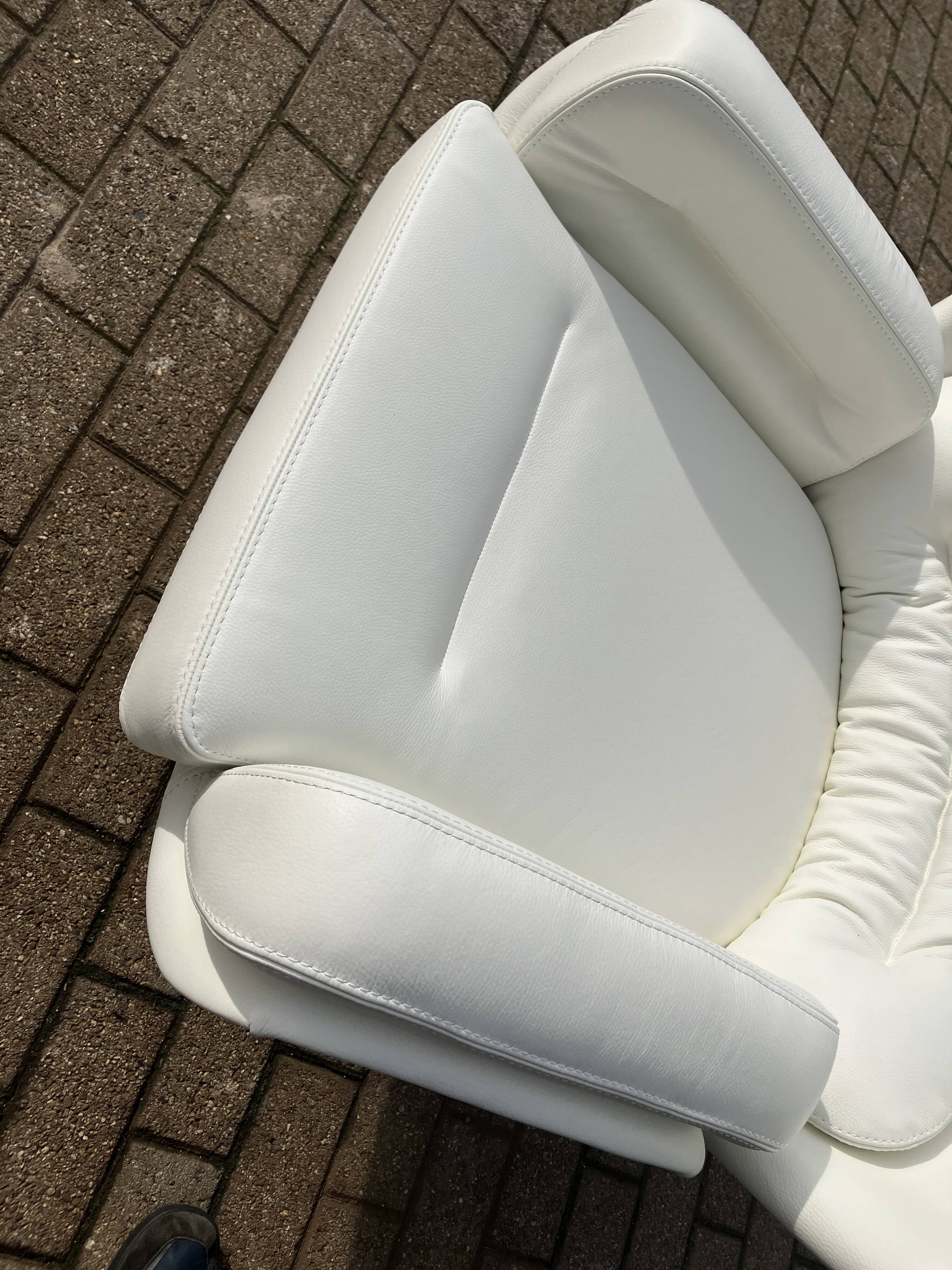 White Elda Joe Colombo chair Longhi, new condition!