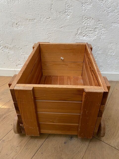 Wooden tier trolley