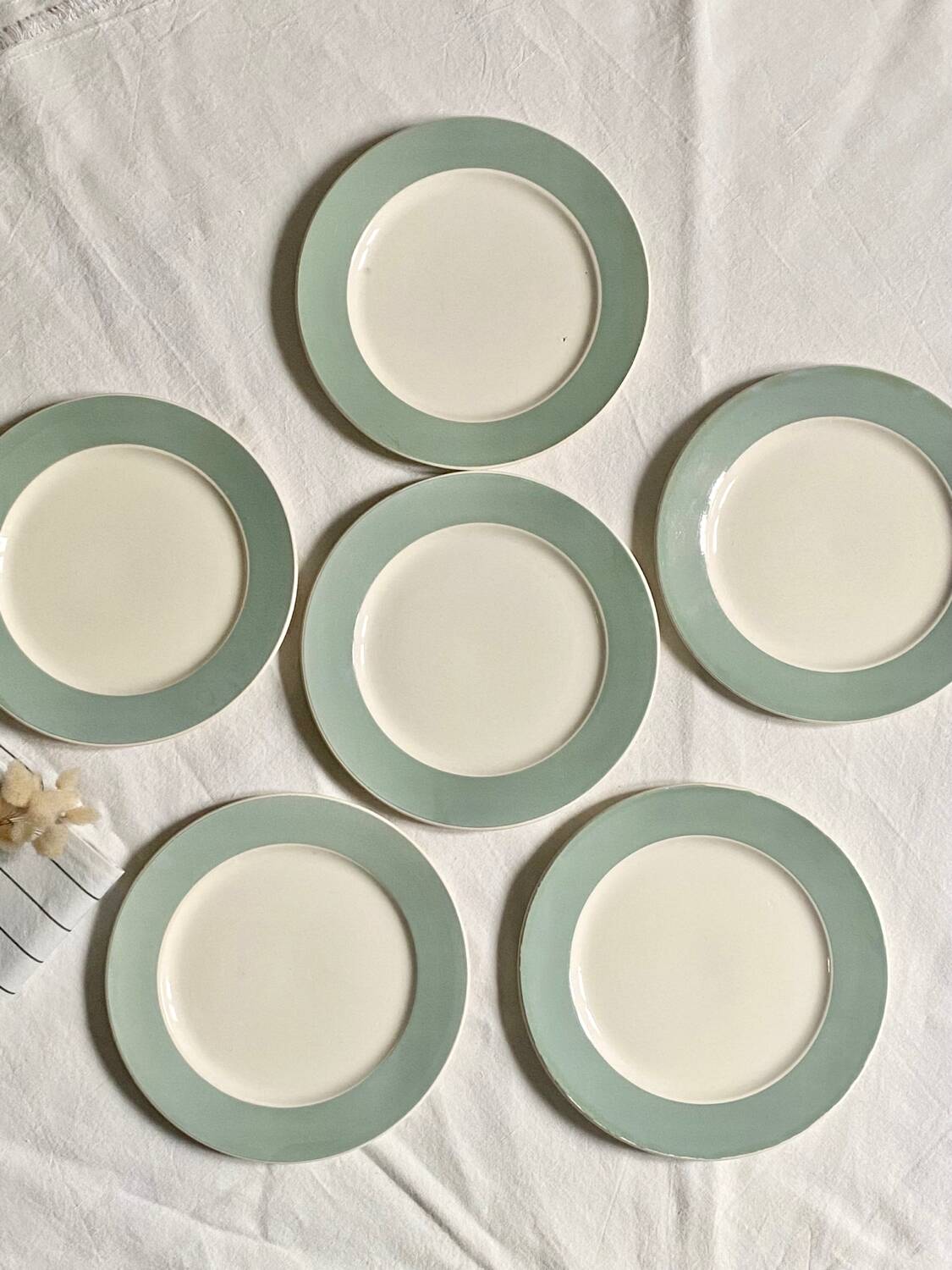 Dessert plates