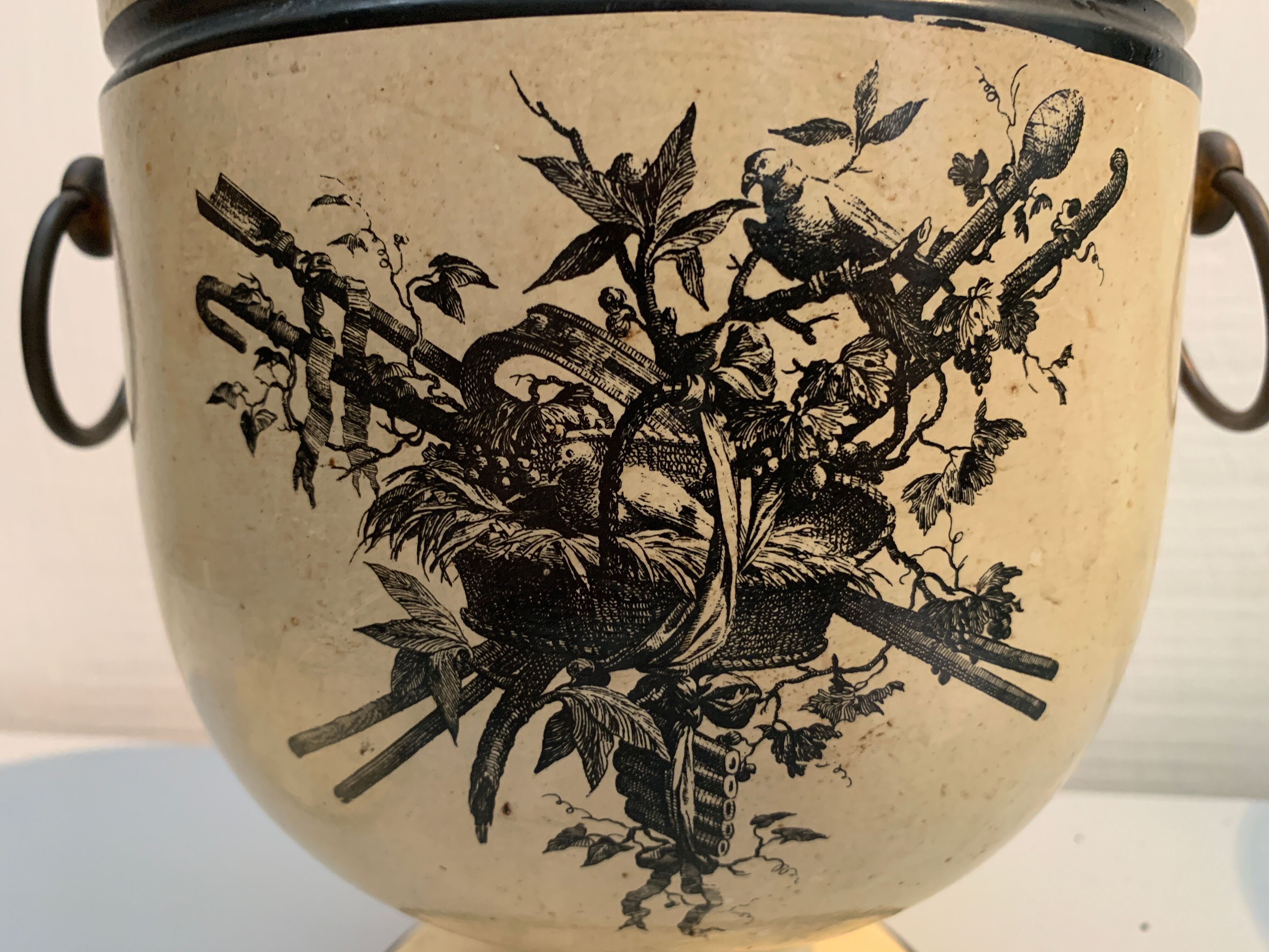 Painted sheet ice bucket