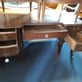 Curved Provençal Louis XV style desk in carved walnut circa 1880