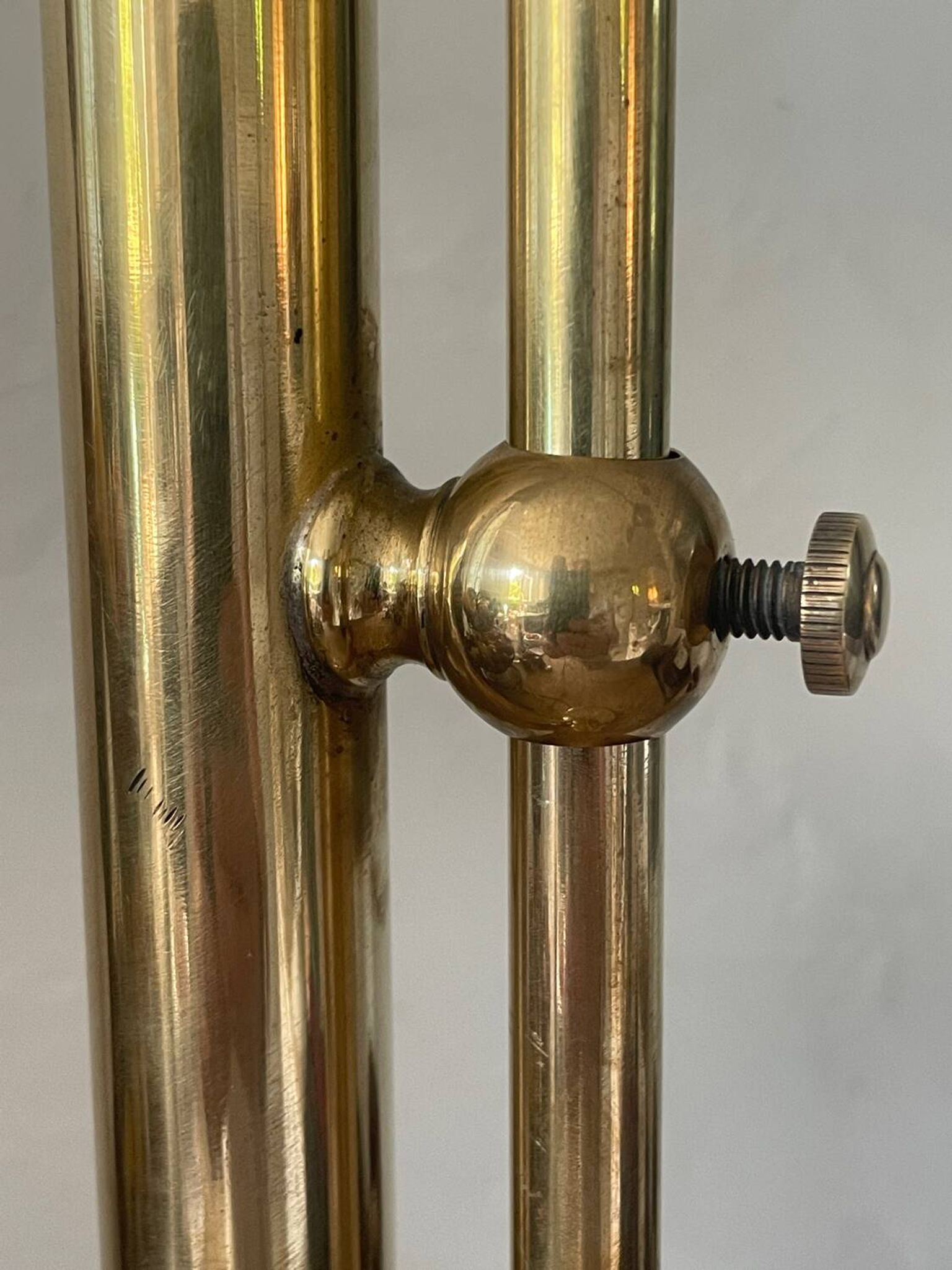 Italian lamp in brass and opaline sliding arm 67cm