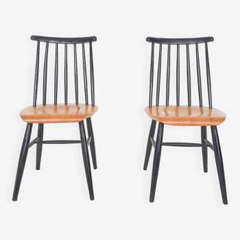 Set of two spindle back chairs, The Netherlands 1960's