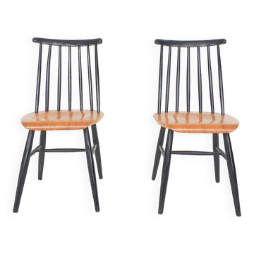 Set of two spindle back chairs, The Netherlands 1960's