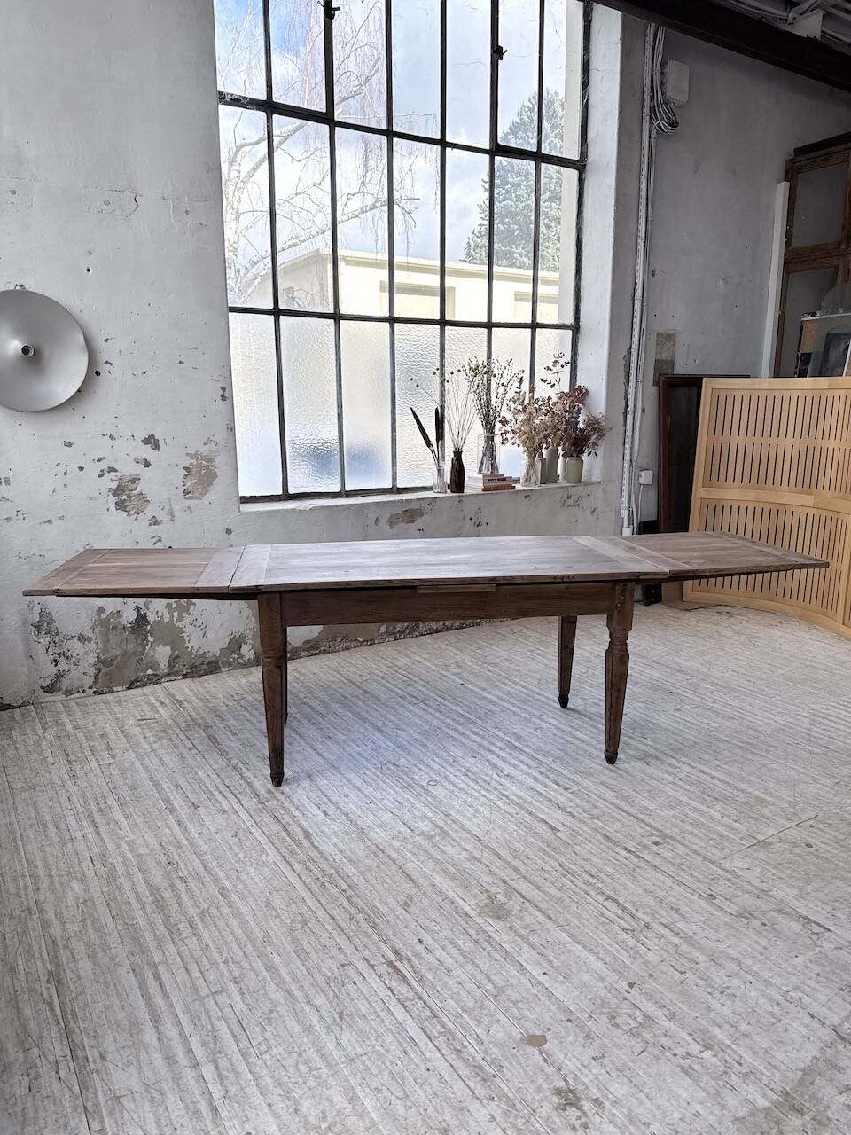 Solid oak farmhouse table with integrated extensions 1950