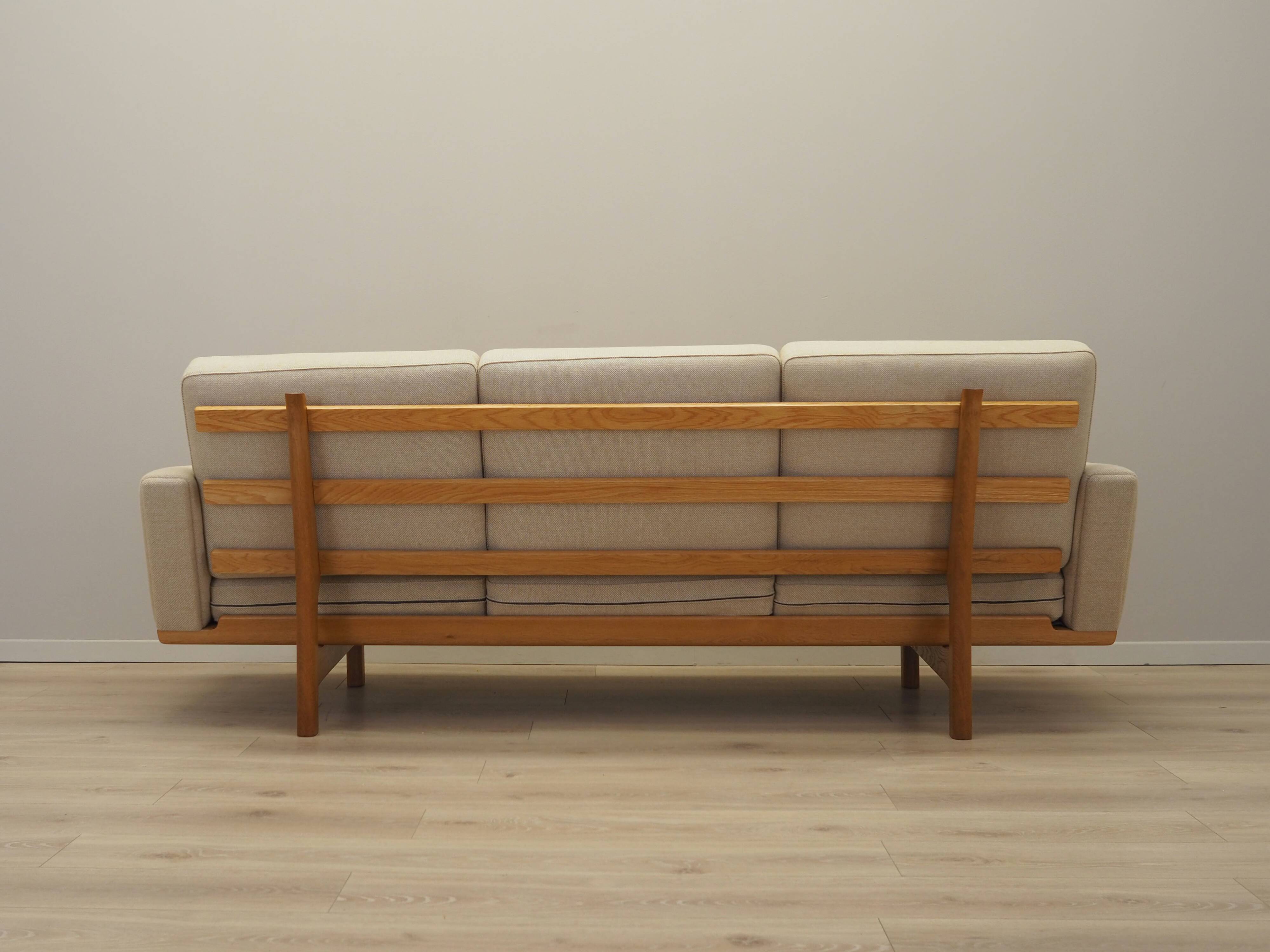 Oak sofa, Danish design, 1960s, designer: Hans J. Wegner