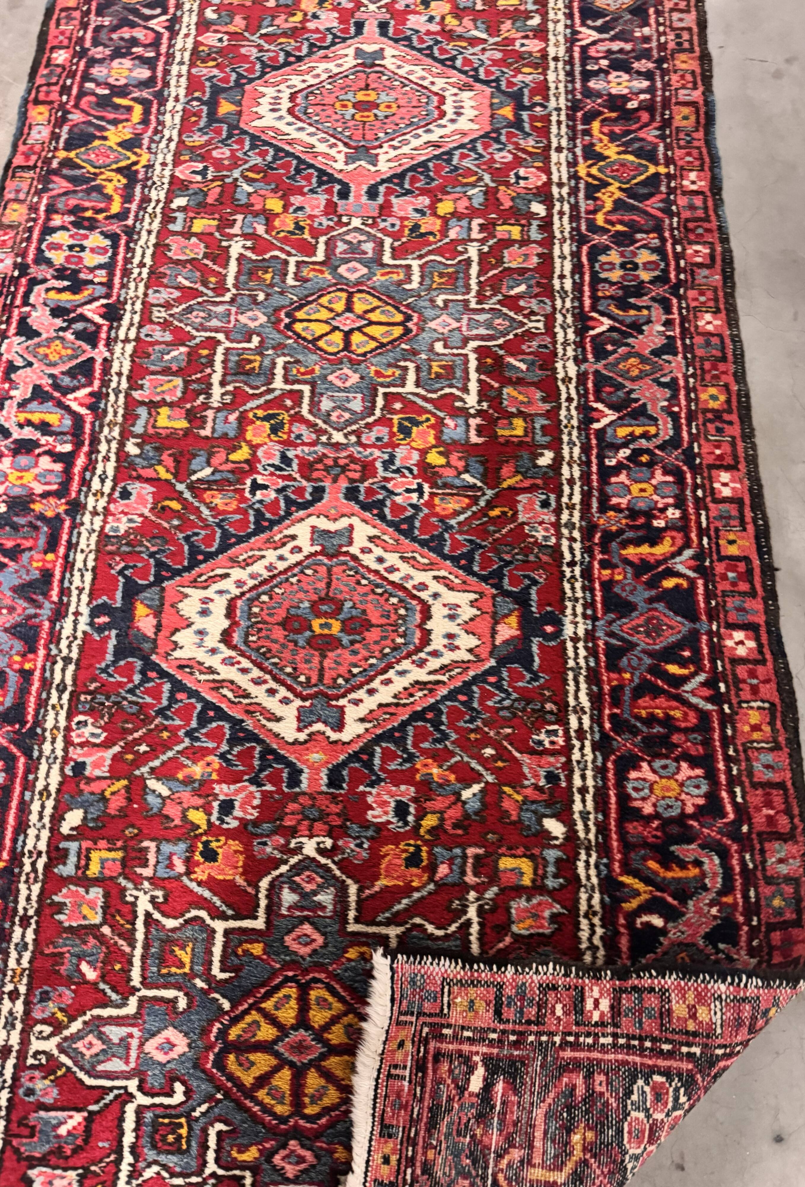Tapis persan fait main Heriz