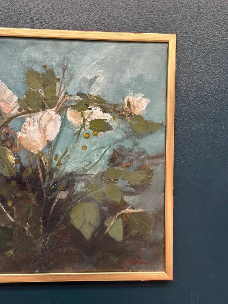 Original Swedish Oil on Canvas – “White Flowers” by M. Jakobsson – Signed – Vintage & Framed – 46 × 44 cm (18.1" × 17.3")