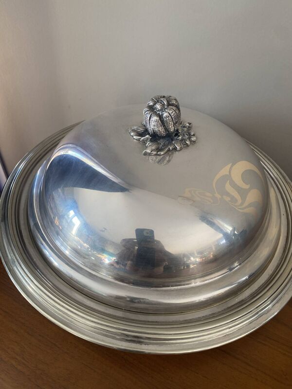 Plat de service et sa cloche en metal argenté