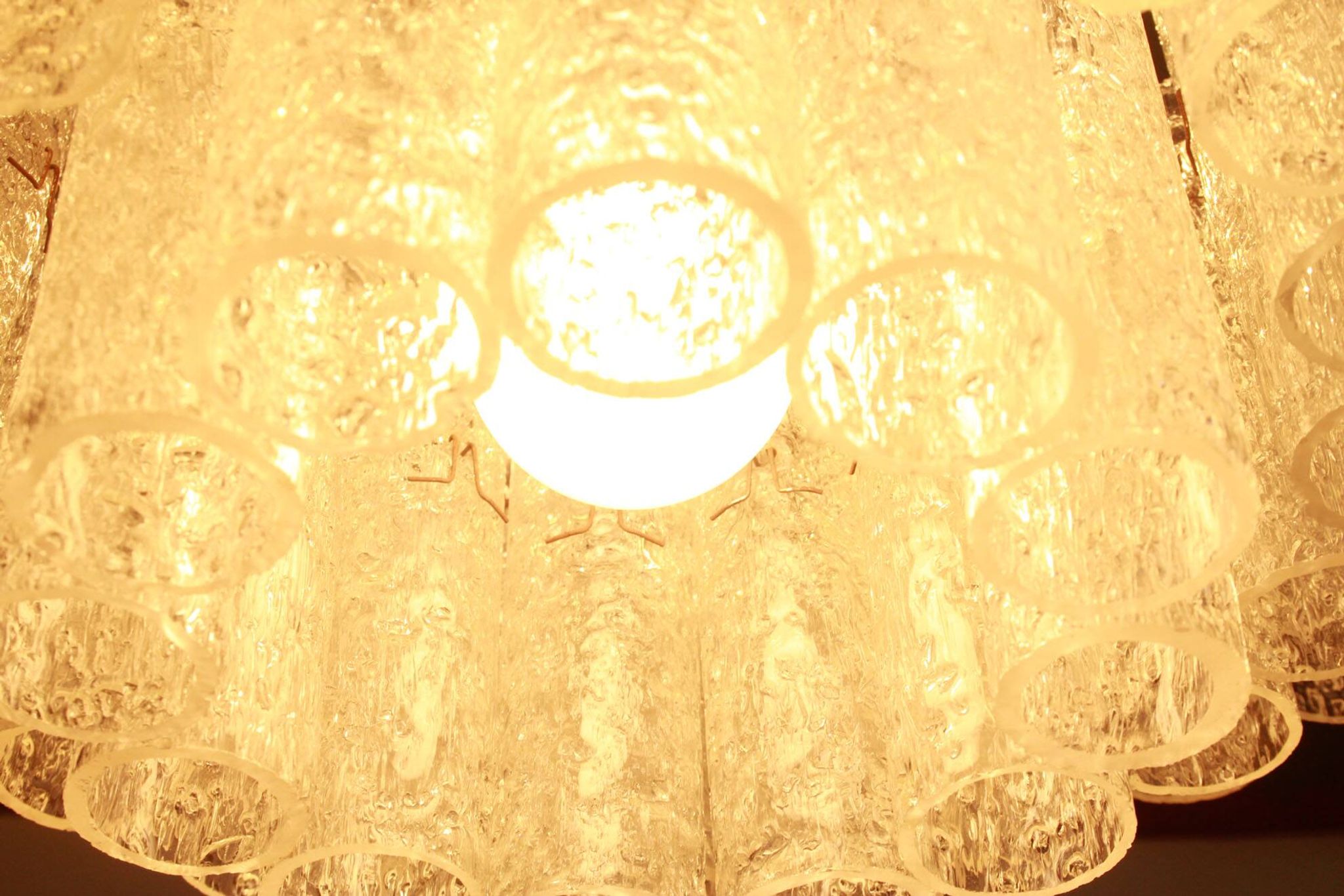 German 1960s chandelier with 60 cristall glass tubes