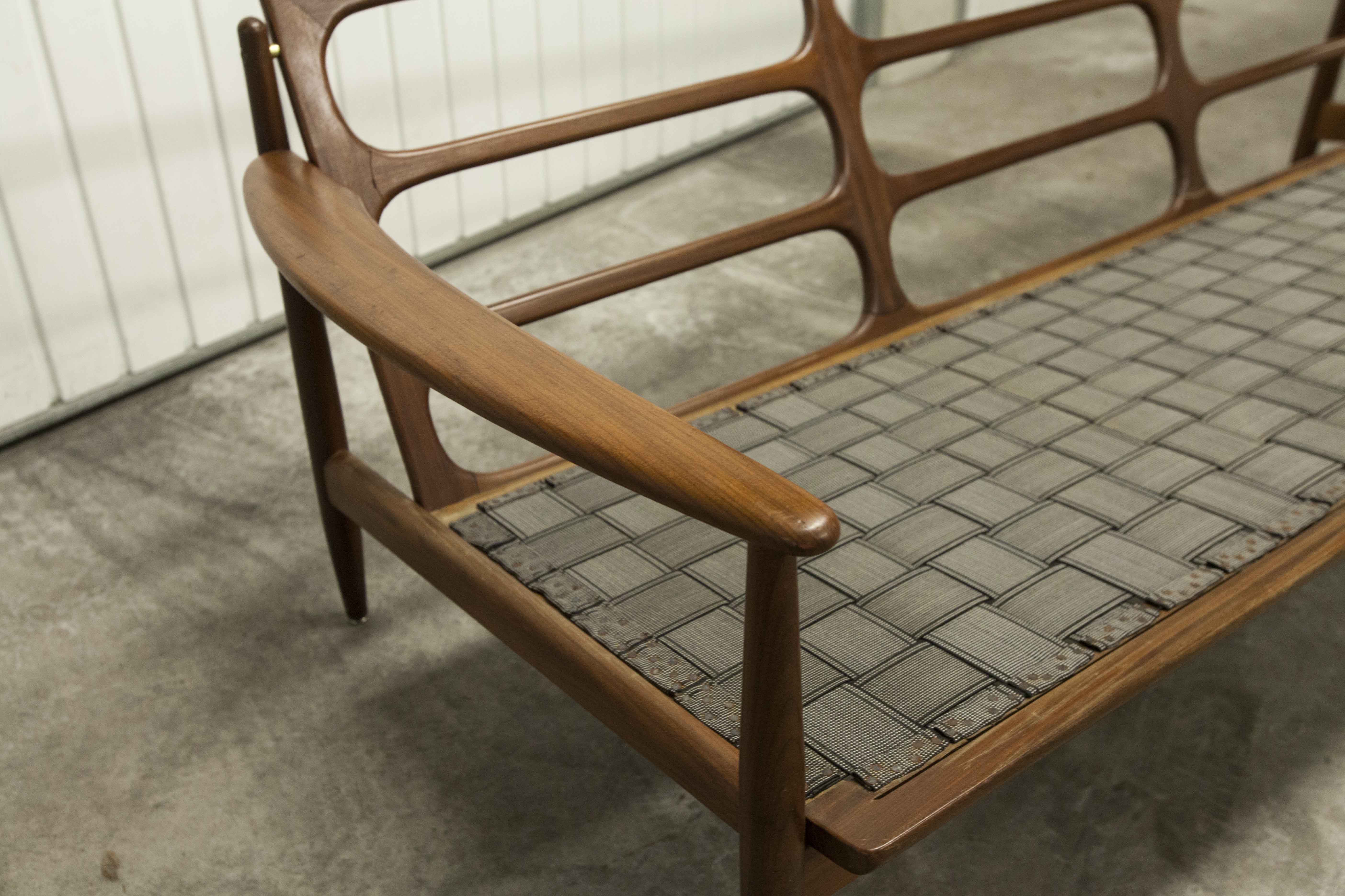Scandinavian sofa 3 places in teak 1960 restored