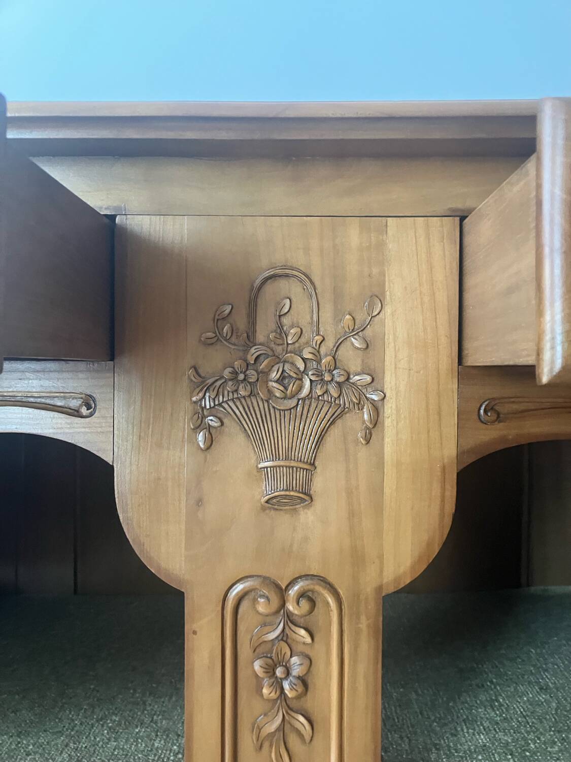 Buffet vintage en merisier massif