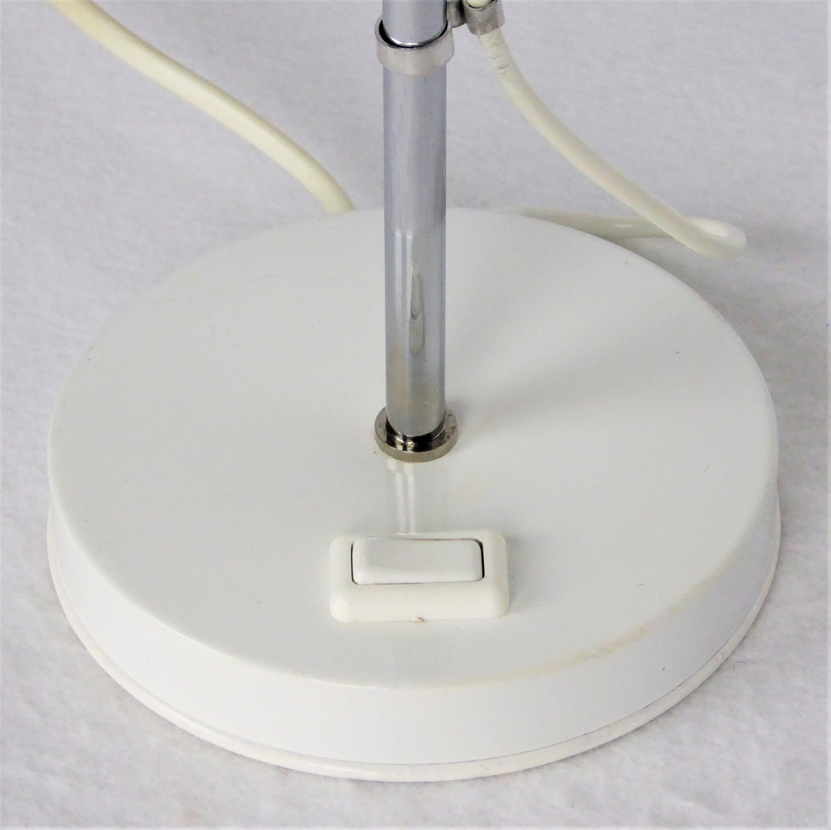 Delmas lamp in Montauban n°7090