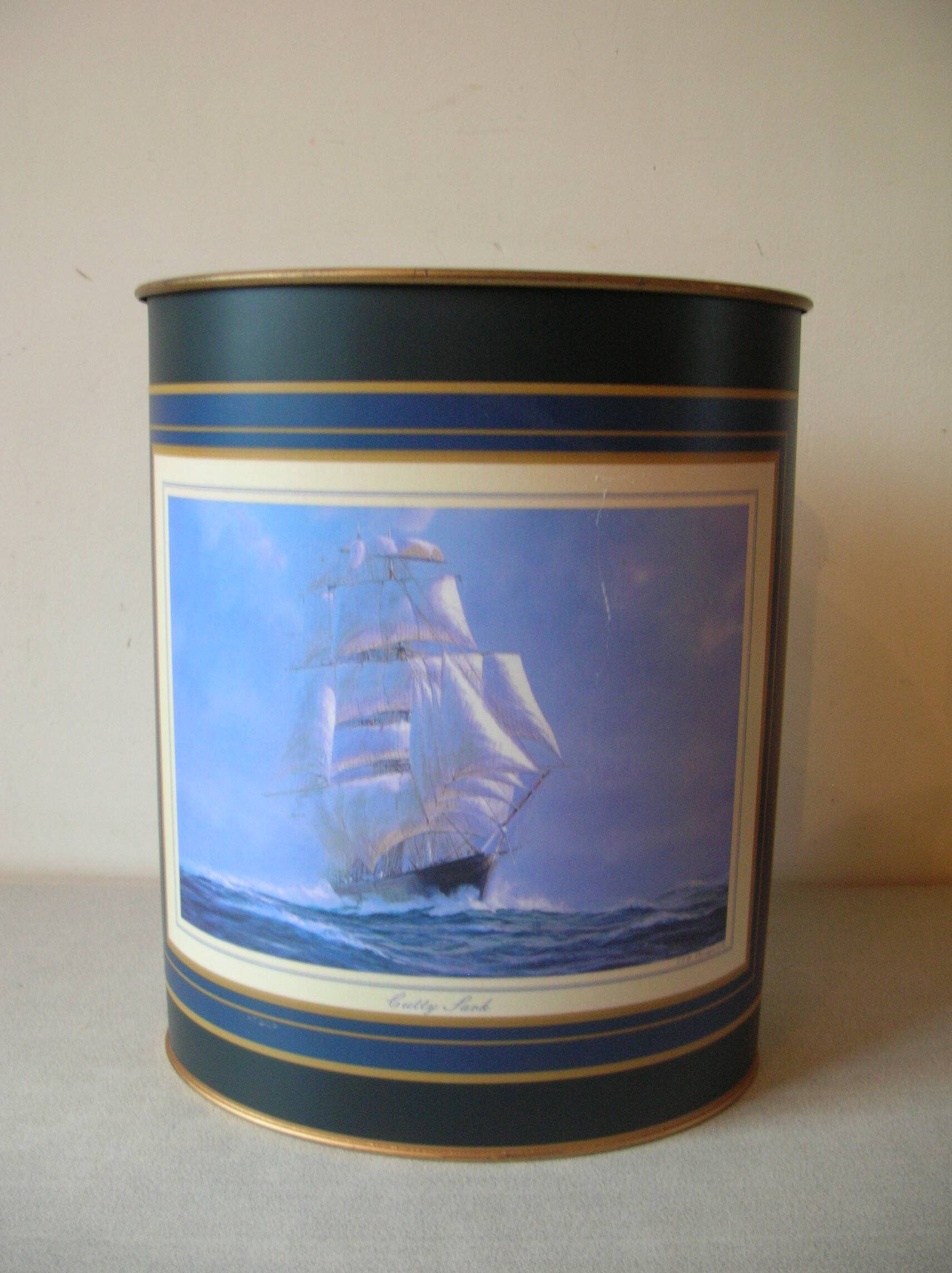 Metal wastebasket decor three poles Cutty Sark retro office trash can