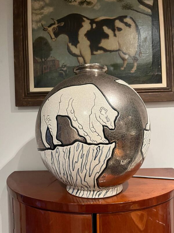 Rare vase ours Longwy