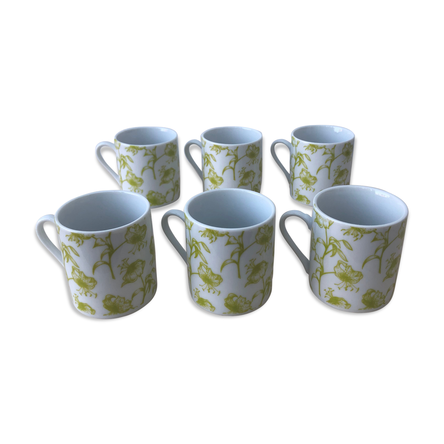 Porcelain coffee cups, green flower patterns